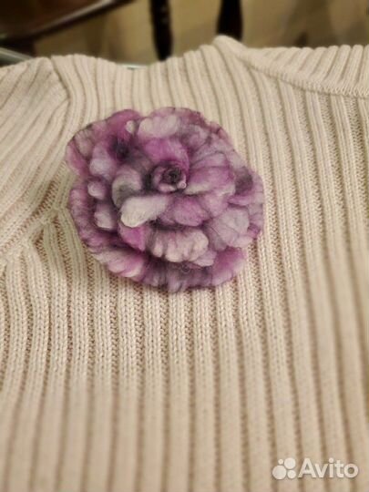 Брошка ручной работы