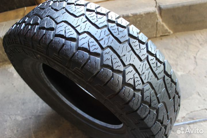 Hankook DynaPro ATM RF10 235/70 R16 107T