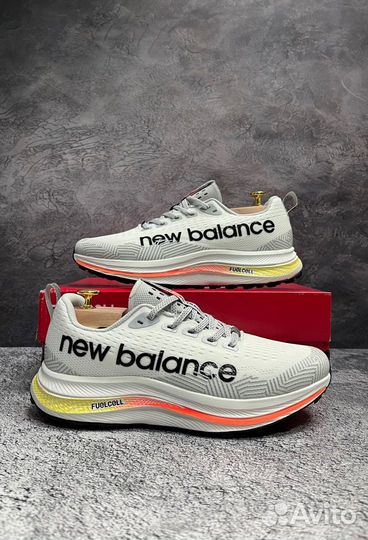 Кроссовки New Balance fuelcell rc elite v2