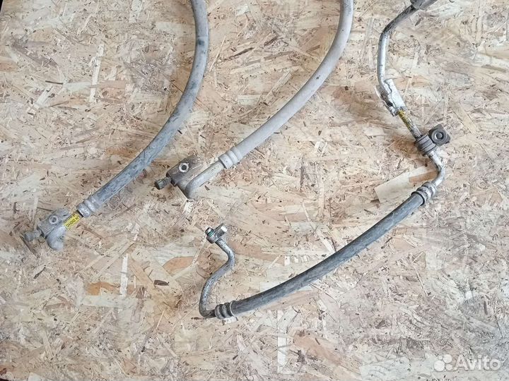 Трубки кондиционера Hyundai Accent