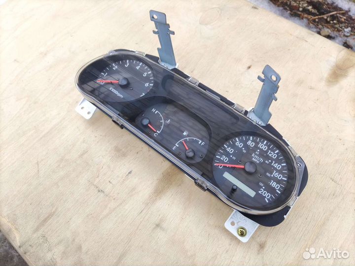 Щиток приборов Спортейдж 1