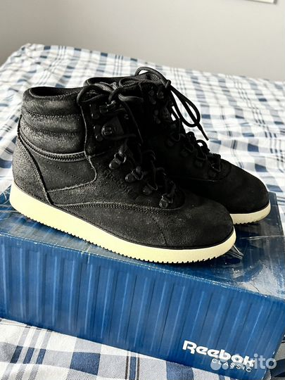 Ботинки женские Reebok