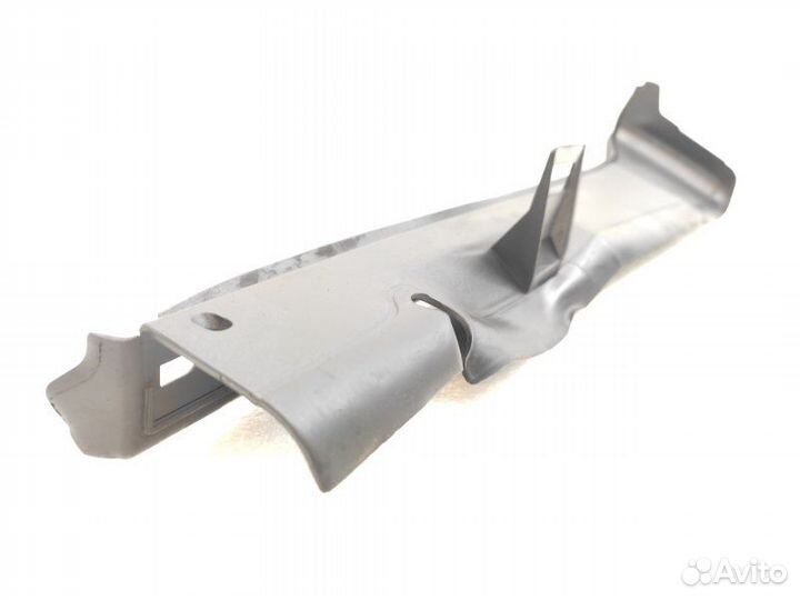 Накладка крыла правая Bmw 1-Series F20 2012