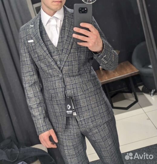 Мужской костюм тройка