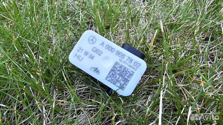 Датчик ускорения Mercedes-Benz A0009057802