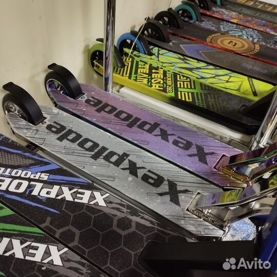 Самокат трюковой