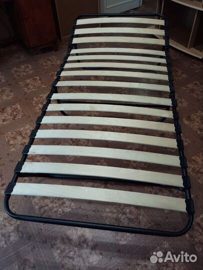 Раскладушка на ламелях