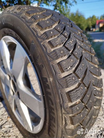 Michelin X-Ice North 4 185/65 R15