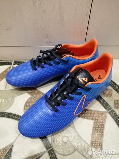 Бутсы мужские Demix Quantum 3 FG