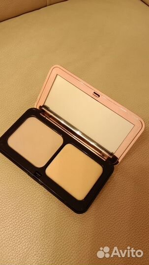 Новая компактная пудра Stellary