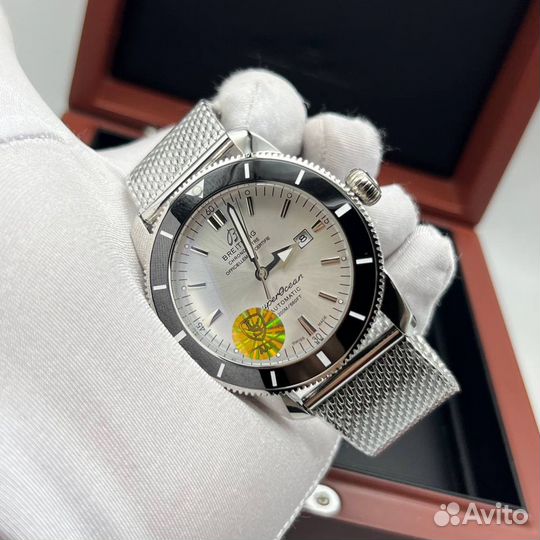 Часы Breitling Superocean Heritage 2