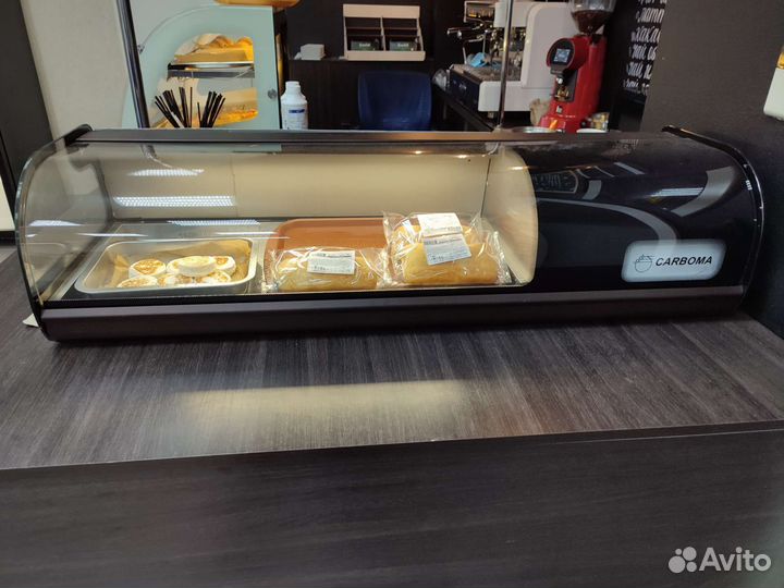 Витрина холодильная настольная Carboma