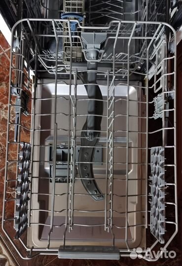 Посудомоечная машина Whirlpool