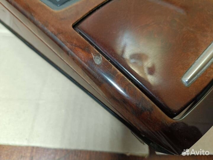 Консоль салона Audi A6 4F/C6 2005