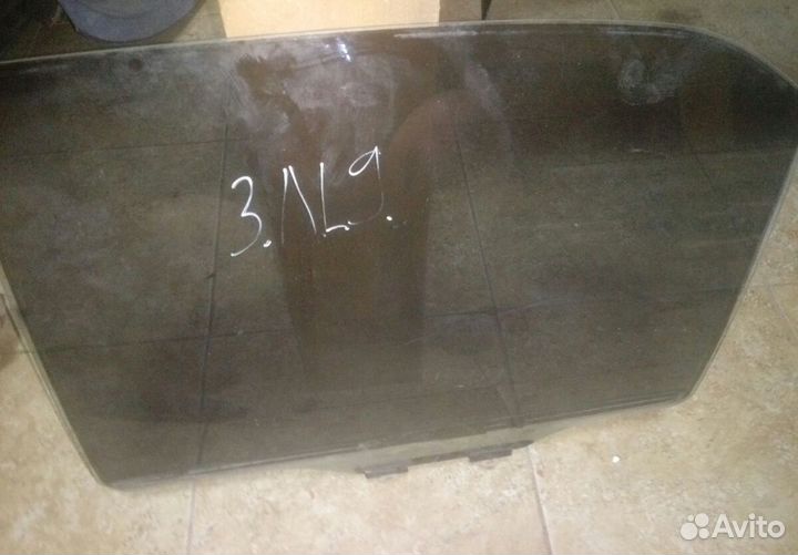 Заднее левое стекло Mitsubishi Lancer 9