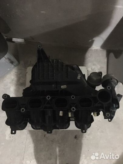Впускной коллектор Ford Focus2 1.8