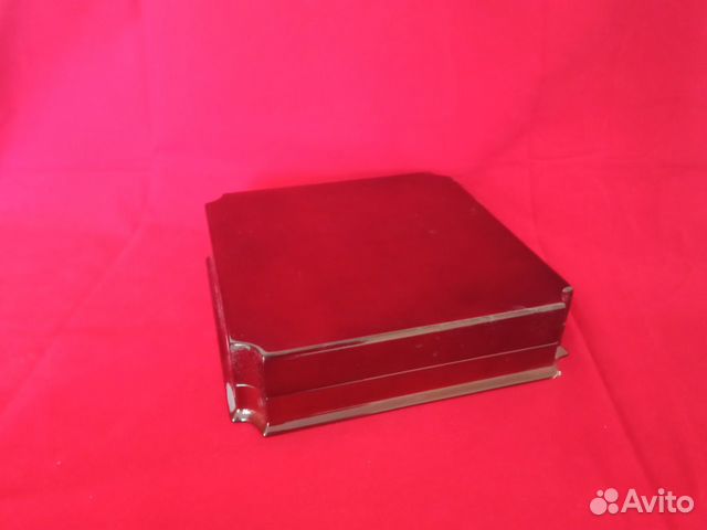 Коробка футляр для украшений 20х20х5 см