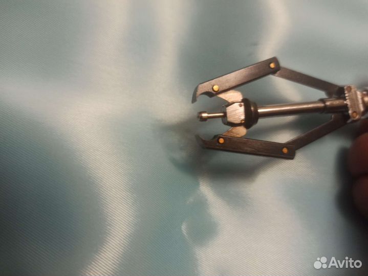 Съёмник часовых стрелок