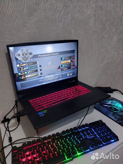 Игровой msi 17,3 rtx3050ti, i7 11800h, 16gb 512ssd