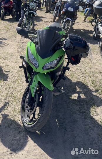 Kawasaki ninja 300EX