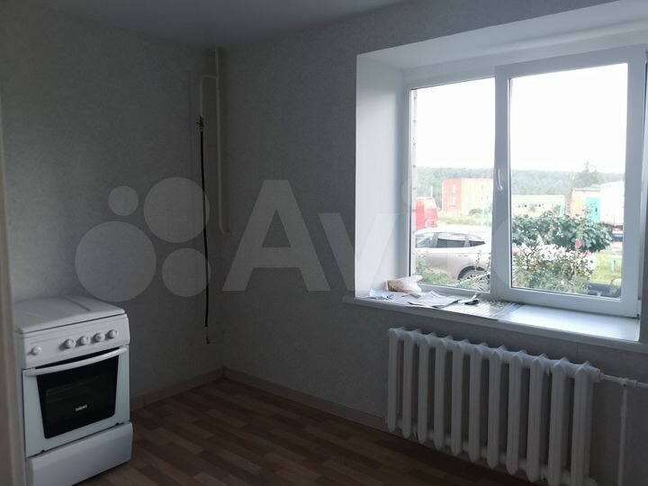 2-к. квартира, 53 м², 1/3 эт.