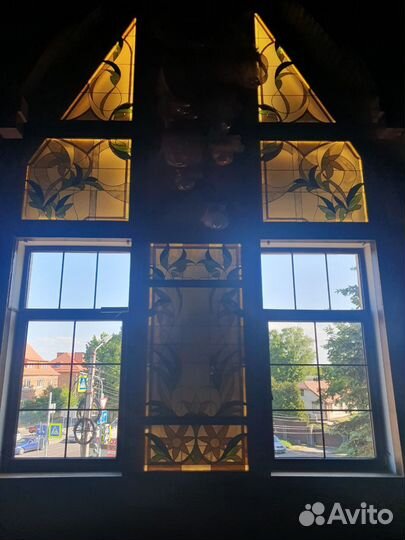 Элементы декора (витражи, рамки)