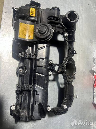 Клапанная крышка n20b20