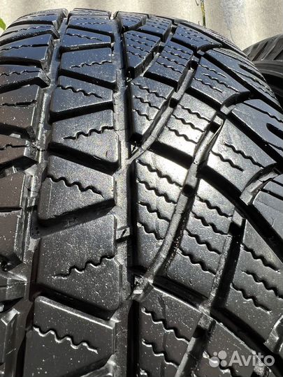 Michelin Latitude Cross 215/65 R16