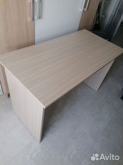 Письменный стол 120 см