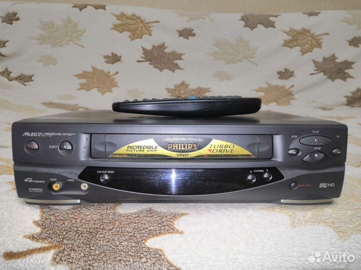 Видеомагнитофон Philips