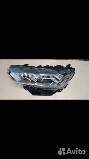 Левая фара Haval F7