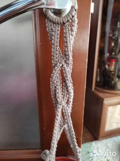 Кашпо подвесное