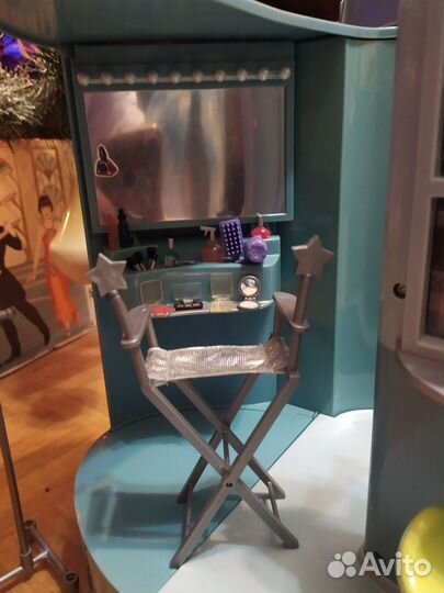 Подиум для кукол Братц Bratz 2003 год MGA