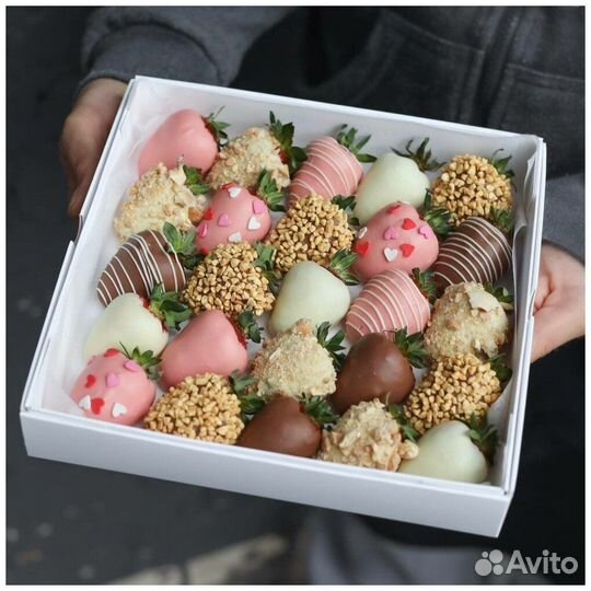 Клубника в шоколаде, Боксы с клубникой и цветами