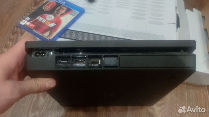 Sony PlayStation 4 slim 500 Гб (топ игры)