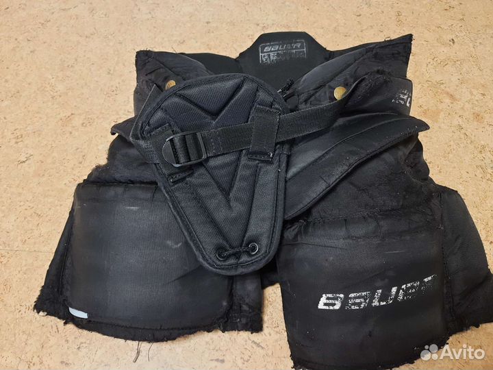 Шорты вратарские Коньки хоккейные вauer supreme