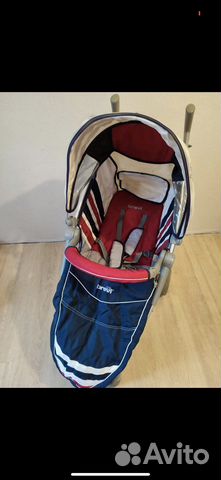 Прогулочная коляска