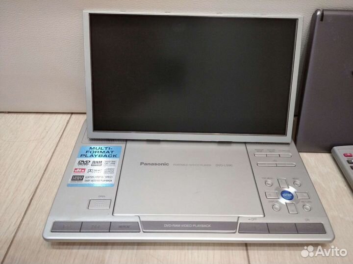 Видеопроигрыватель Panasonic DVD-LS90