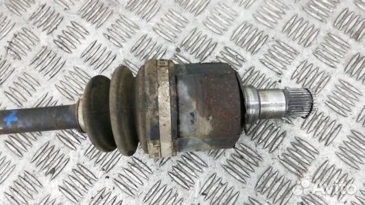 Привод передний левый KIA carens 3 (93E27KS01)