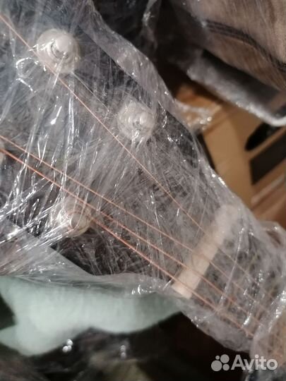 Классическая гитара шестиструнная