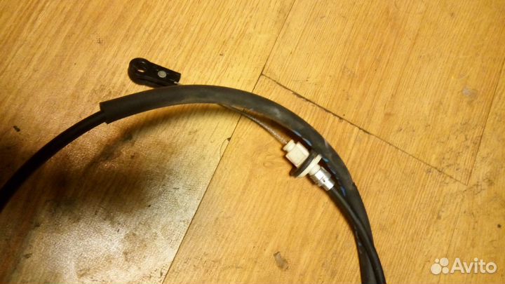 Трос кпп на замок зажигания Солярис 1. 1.6акпп