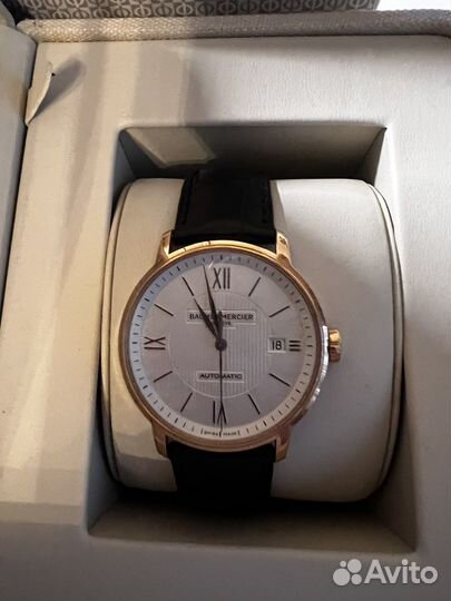 Наручные часы baume&mercier Золотые