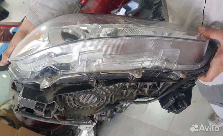 Фара правая Mitsubishi ASX