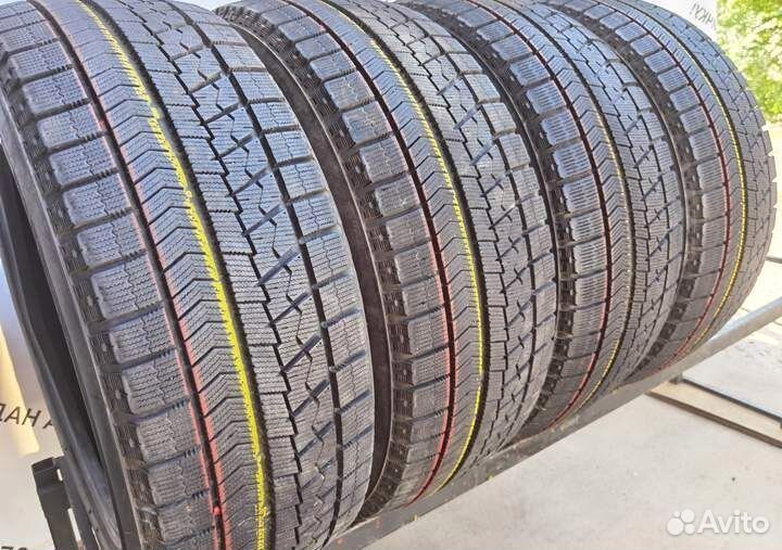 Bridgestone Blizzak VRX 205/55 R17 101V