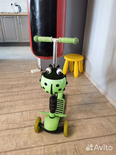 Самокат детский трехколесный