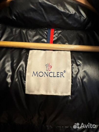 Пуховик Moncler Montbeliard оригинал