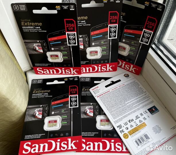 Карта памяти Micro SD SanDisk Extreme 256 GB