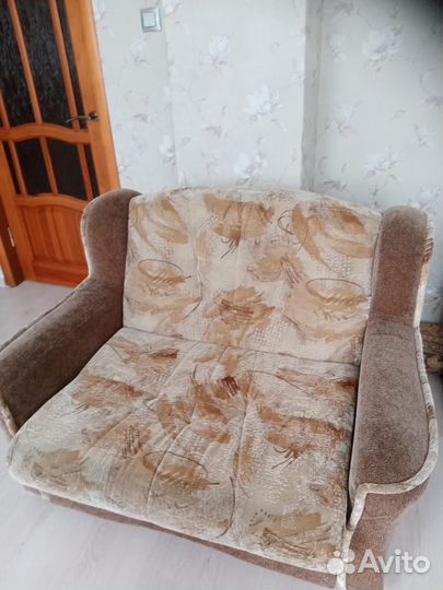 Диван подростковый