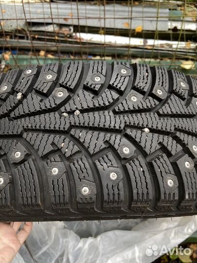 Колёса Nokian Nordman 5 зима 205 55 R16 VW Golf