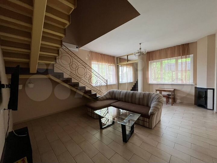 Коттедж 138 м² на участке 12 сот.